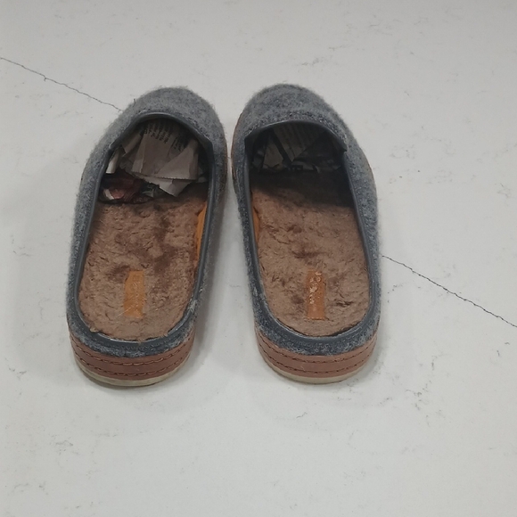 Gray Wool Slip-On Women's Shoes By Vince, Sz9 , Pre-owned - Picture 3 of 7